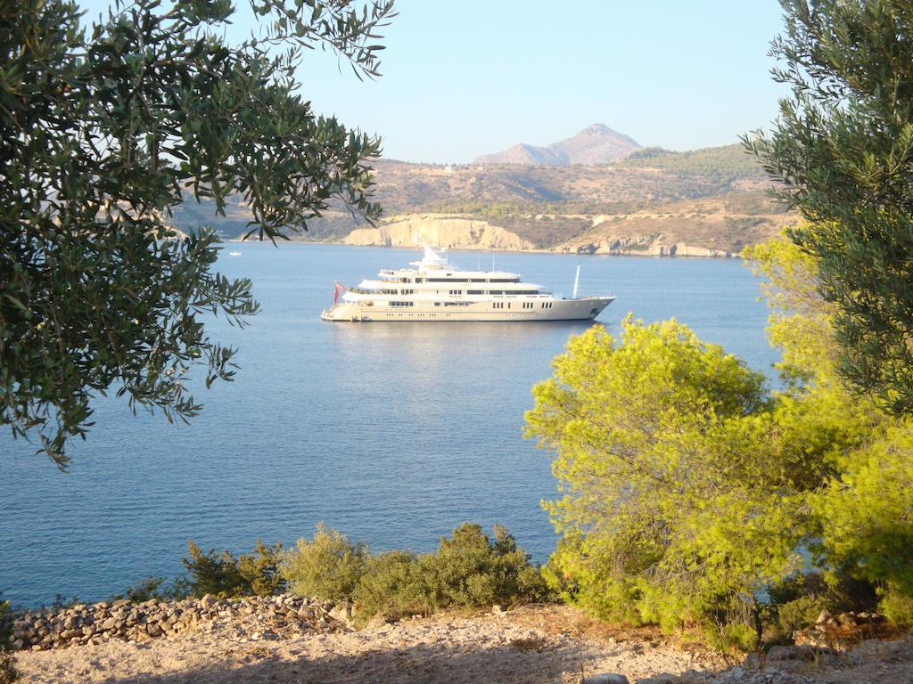 Kavos Bay Seafront Hotel Agia Marina  Esterno foto